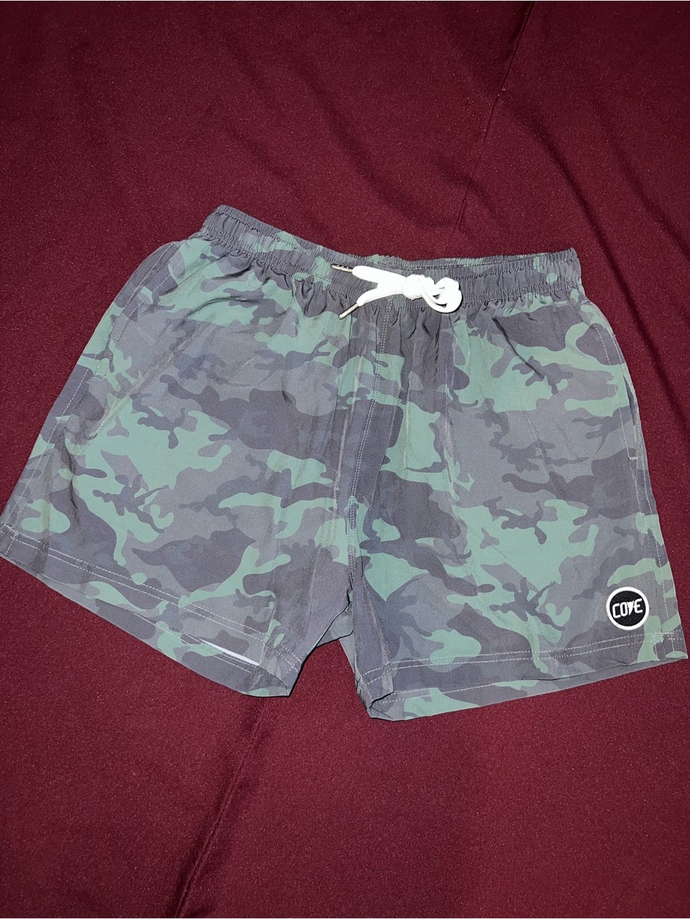 Cove brand unisex Green Camo Swim Shorts size 30